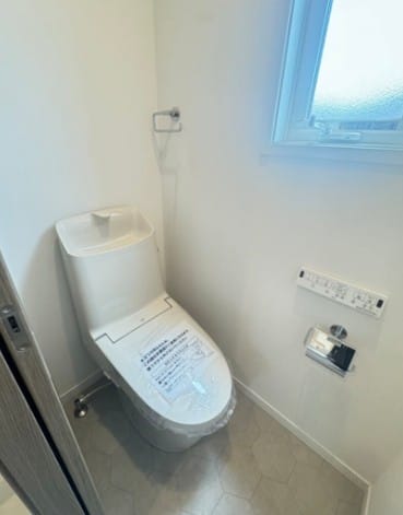 フローレット　藤沢市南向き　トイレ「猫可」　「猫　不動産」　「猫と幸せに暮らす　賃貸」　「猫　賃貸」　「猫可　賃貸」　「猫可　賃貸　アパート」　「猫と暮らす　賃貸」　「猫可物件」