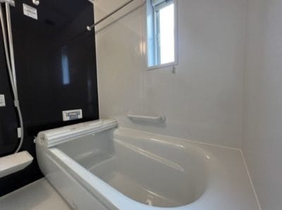 kolet鵠沼　藤沢市　お風呂　「猫可」　「猫　不動産」　「猫と幸せに暮らす　賃貸」　「猫　賃貸」　「猫可　賃貸」　「猫可　賃貸　戸建て」　「猫と暮らす　賃貸」　「猫可物件」　三毛猫ホームズ