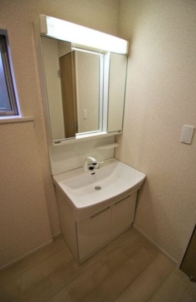 茅ヶ崎市萩園の庭付き3LDK一戸建て賃貸｜猫可・ペット相談可・南西向き築浅戸建住宅　　洗面