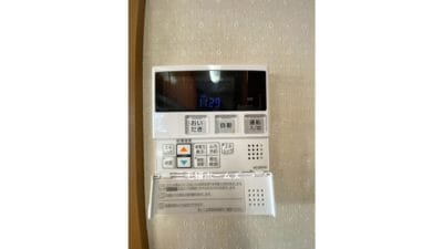 藤沢市　鵠沼海岸　賃貸戸建て　駐車場2台付き　「猫可」　「猫　不動産」　「猫と幸せに暮らす　賃貸」　「猫　賃貸」　「猫可　賃貸」　「猫可　賃貸　アパート」　「猫と暮らす　賃貸」　「猫可物件」　三毛猫ホームズ　追い炊き