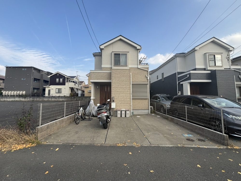 藤沢市　並列2台駐車可能　南向き　4LDK　　「猫可」　「猫　不動産」　「猫と幸せに暮らす　売買」　「猫　売買」　「猫可　売買」　「猫可　売買　戸建て」　「猫と暮らす　売買」　「猫可物件」　三毛猫ホームズ　仲介手数料30％OFF