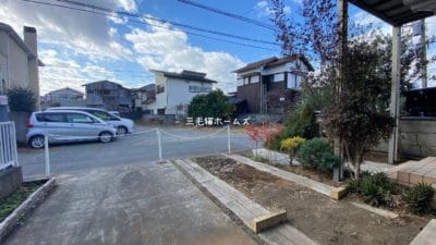 藤沢市　鵠沼海岸　賃貸戸建て　駐車場2台付き　「猫可」　「猫　不動産」　「猫と幸せに暮らす　賃貸」　「猫　賃貸」　「猫可　賃貸」　「猫可　賃貸　アパート」　「猫と暮らす　賃貸」　「猫可物件」　三毛猫ホームズ　駐車場