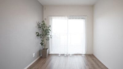 ナイスアーバン藤沢 203号室　リノベーション済み　藤沢市　藤沢駅徒歩圏内　フラット35適合物件「猫可」　「猫　不動産」　「猫と幸せに暮らす　売買」　「猫　売買」　「猫可　売買」　「猫可　売買　マンション」　「猫と暮らす　売買」　「猫可物件」　三毛猫ホームズ 洋室