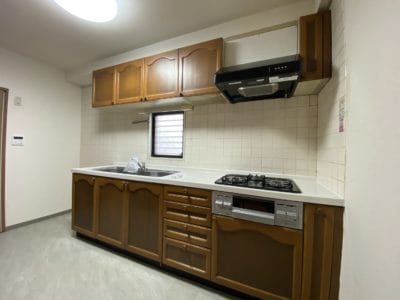 ラフィネ藤沢　藤沢市　「猫可」　「猫　不動産」　「猫と幸せに暮らす　賃貸」　「猫　賃貸」　「猫可　賃貸」　「猫可　賃貸　マンション」　「猫と暮らす　賃貸」　「猫可物件」　三毛猫ホームズ　キッチン