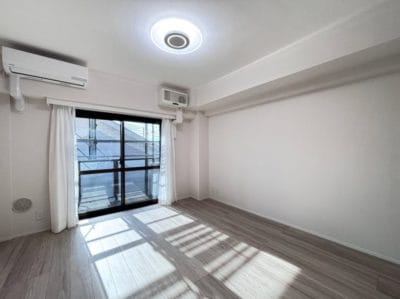 ウインビュ中央林間南｜猫飼育可フルリノベーション済マンション　　「猫可」　「猫　不動産」　「猫と幸せに暮らす　売買」　「猫　売買」　「猫可　売買」　「猫可　売買　マンション」　「猫と暮らす　売買」　「猫可物件」　三毛猫ホームズ　リビング